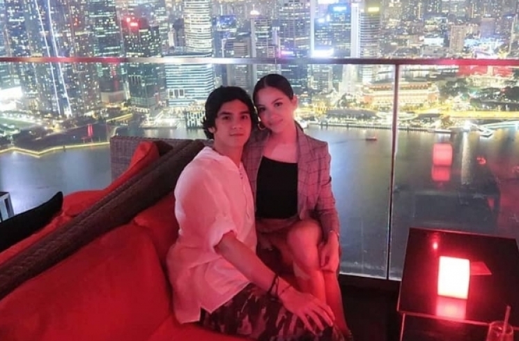 Lima foto yang buktikan hubungan Al Ghazali dan Alyssa Daguise tak kandas.