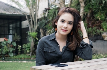 Steffi Zamora, Pemeran Film 13 The Haunted Berwajah Mulus Abis