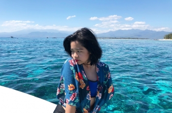 Foto Keluarga, Penampilan Dewasa Cinta Kuya Curi Perhatian