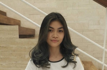 Sasi Asmara, Putri Cantik Anjasmara yang Jago Ice Skating
