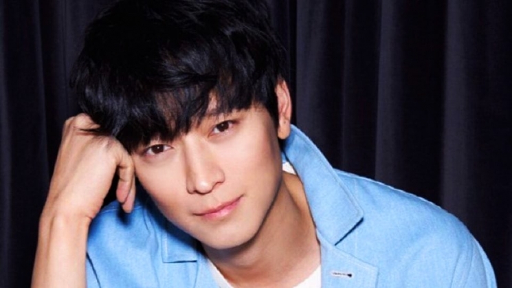 Kang Dong Won from Soompi