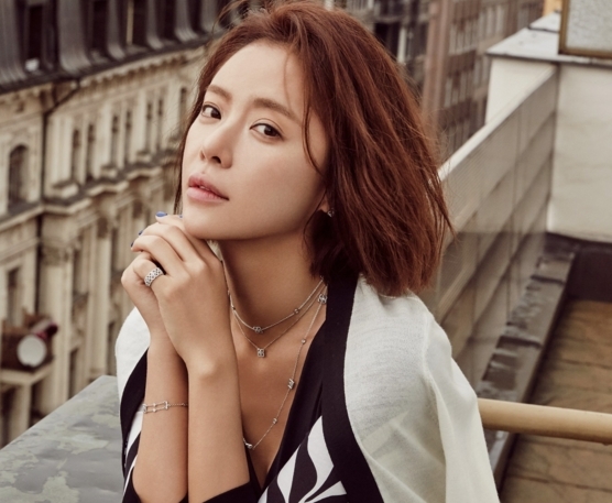 Hwang Jung Eum from Soompi