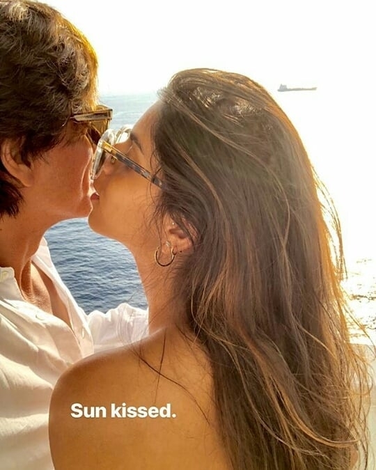 hah Rukh Khan dan Suhana Khan from Instagram @suhanakha2