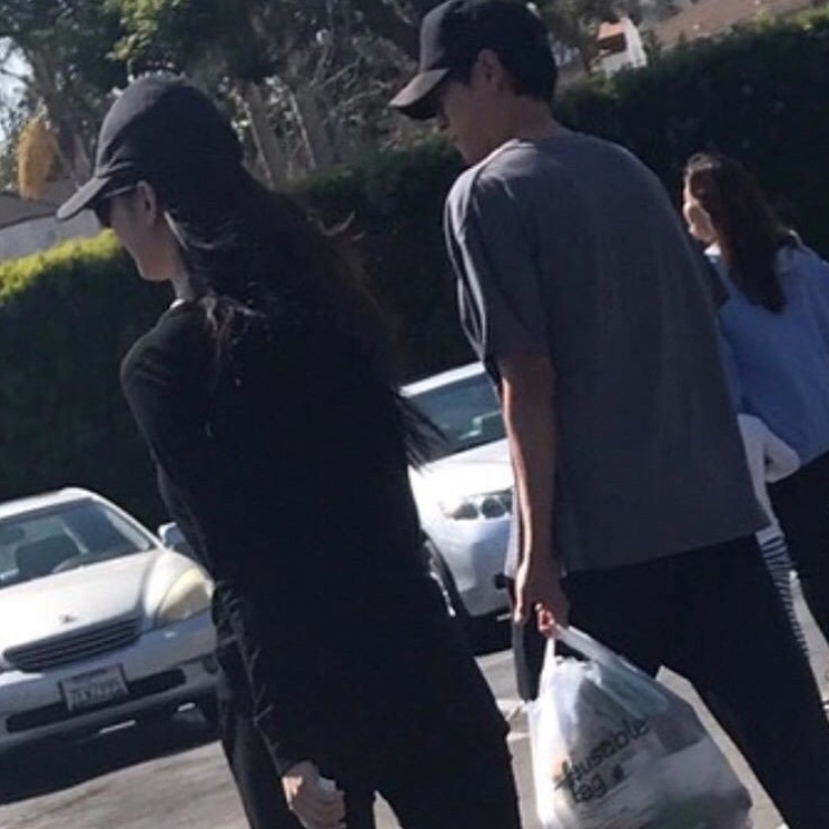 Kang Dong Won dan Han Hyo Joo digosipkan pacaran from Instagram @kdramanews.id