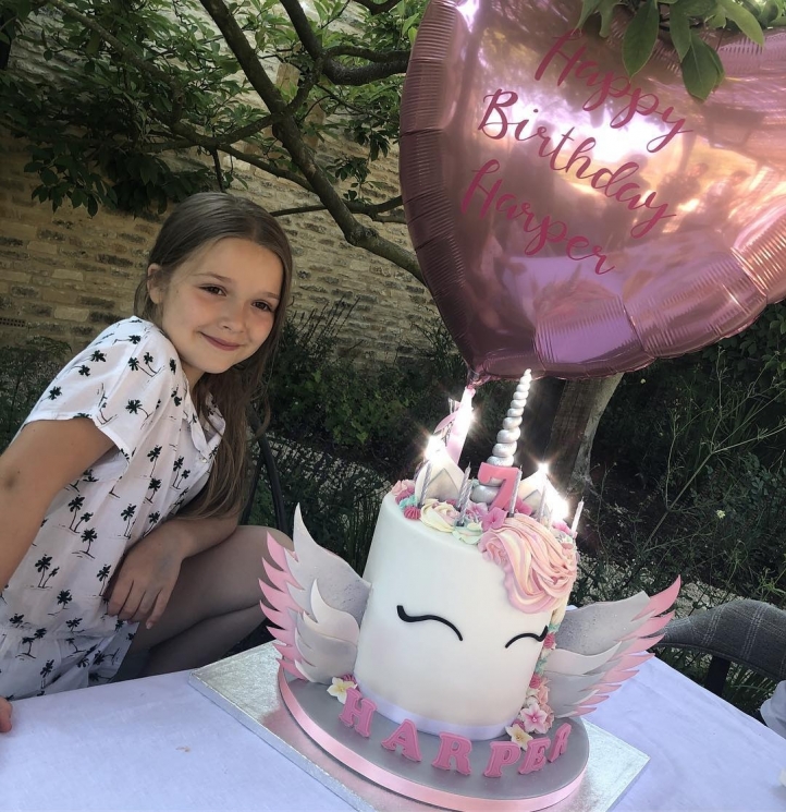 Harper Beckham ulang tahun from Instagram @victoriabeckham