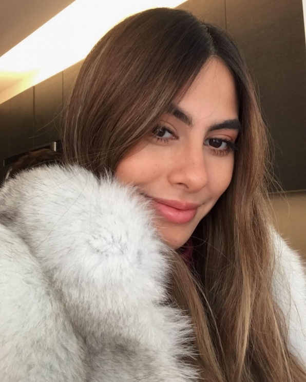 Instagram @valerieethomas