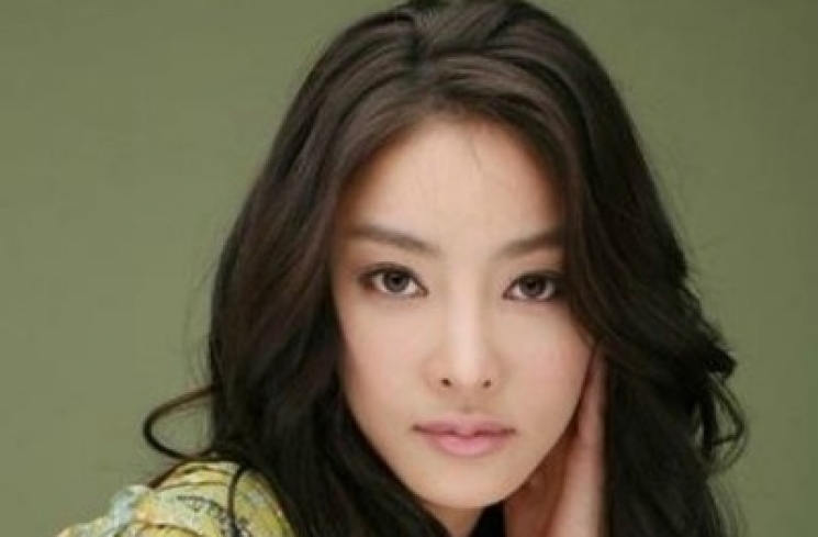 Jang Ja Yeon from Soompi