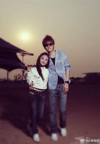 Zhang Muyi dan Miki Akama from whatsonweibo.com