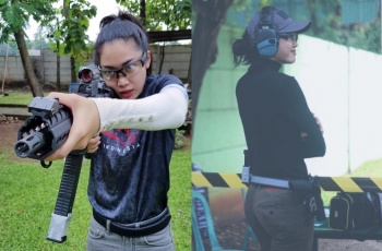 10 Potret Keren Widy Vierratale saat Jalani Hobi Menembaknya