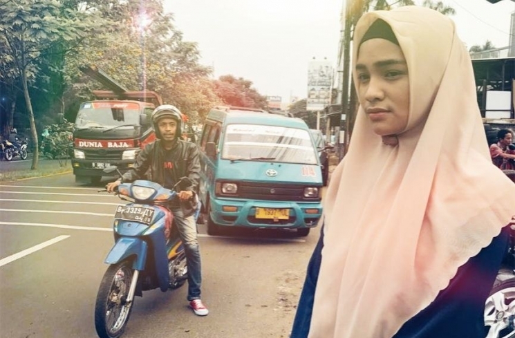 Mas Pur dan Gaby Marissa di Sitkom Tukang Ojek Pengkolan / Instagram @furrysetya