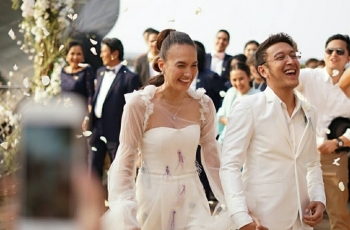 Awas Baper Lihat 10 Potret Resepsi Kedua Dimas Anggara - Nadine Chandrawina