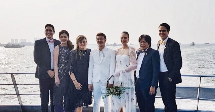Resepsi kedua Nadine Chandrawinata dan Dimas Anggara di Jakarta/ Instagram @deasypriscilla