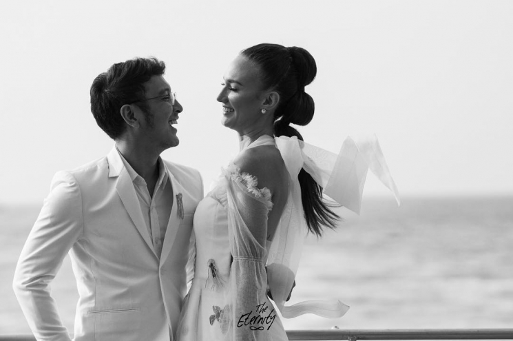 Resepsi kedua Nadine Chandrawinata dan Dimas Anggara di Jakarta/ Instagram @the.eternity_id 