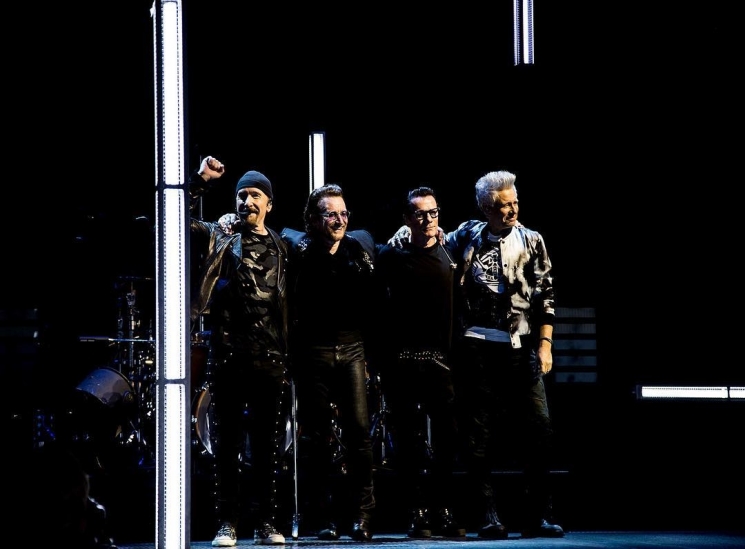 Instagram @u2