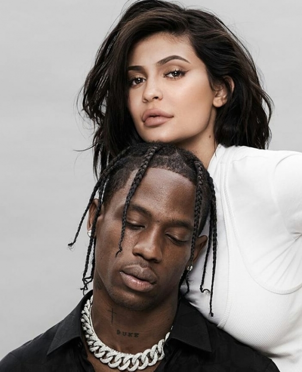 Kylie Jenner dan Travis Scott jalani pemotretan pertama/ Instagram @gq