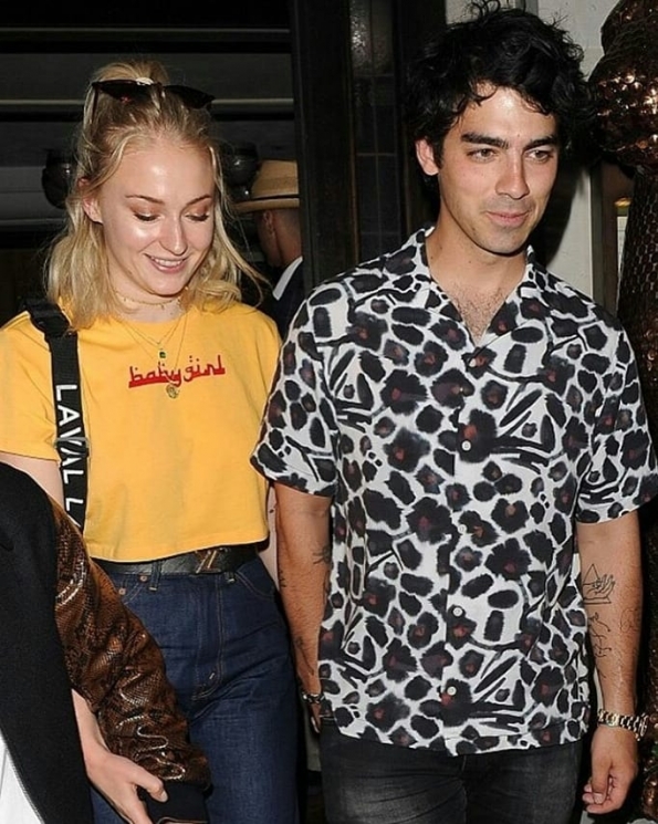 Joe Jonas dan Sophie Turner from Instagram @hollywood_channel
