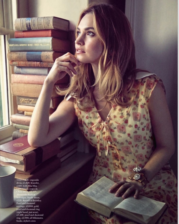 Lily James/ Instagram @lilyjames