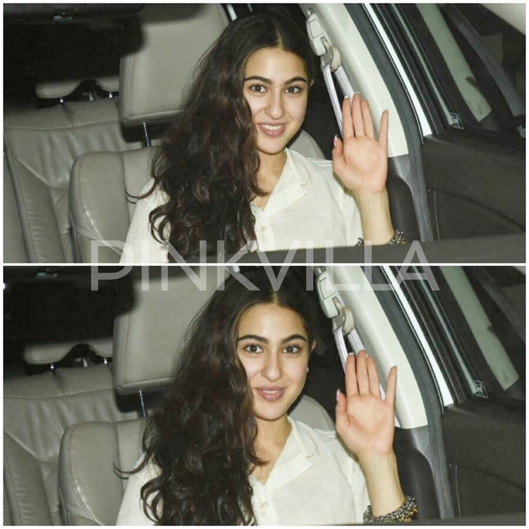 Sara Ali Khan di pemutaran perdana film Dhadak from Instagram @pinkvilla