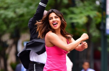 Priyanka Chopra Ultah, 7 Seleb Bollywood Ini Ucapkan Selamat