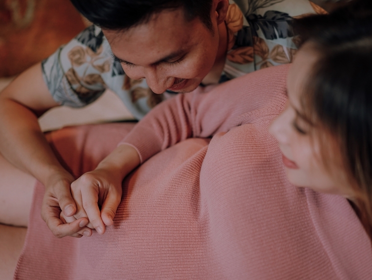 Maternity shoot Cherly Juno/ Instagram @herusetiawann