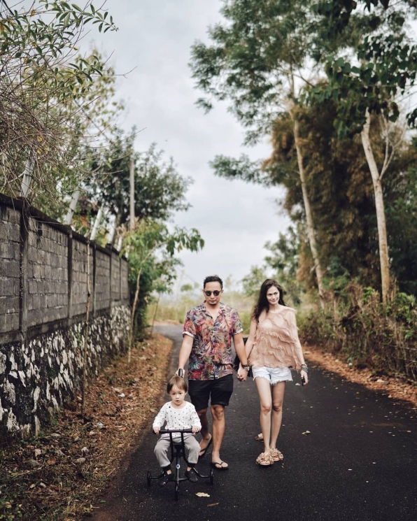 Ringgo Agus Rahman dan keluarga from Instagram @ringgoagus