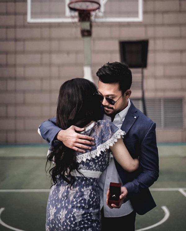 Unggah foto mesra, Denny Sumargo beri pengumuman sudah tunangan/ Instagram @sumargodenny