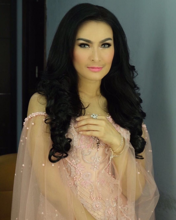 Iis Dahlia/ Istagram @isdadahlia