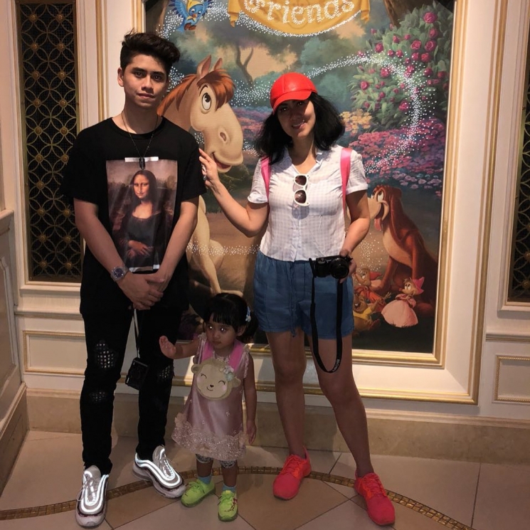 Gaya Venna Melinda saat liburan ke Jepang/ Instagram @vennamelindareal