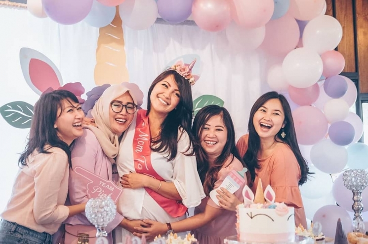 Baby Shower Sharena Delon/Instagram @sandy_oliviaaa