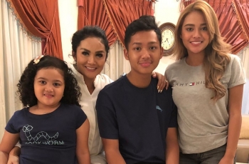 Krisdayanti Diminta Segera Selesaikan Konflik Secara Kekeluargaan