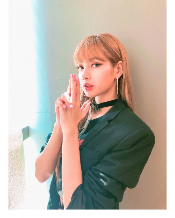 Lisa BLACKPINK from Instagram @lalalalisa_m