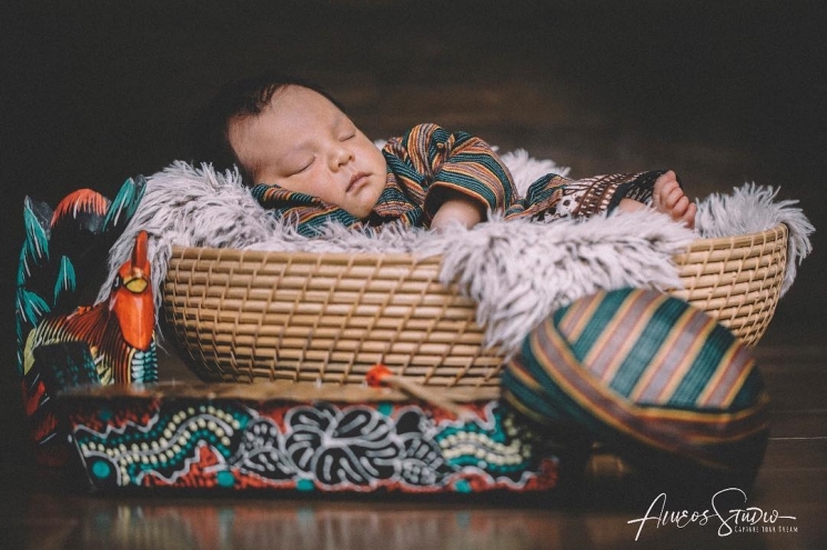 Pemotretan new born anak pertama Vicky Shu dan Ade Imam, Abimanyu Manggala Nugroho Putro/ Instagram @vikckyshu
