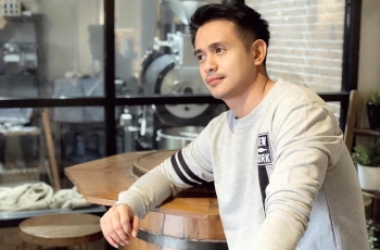 Ajun Perwira Bongkar Kelakuan Istrinya Hobi Party