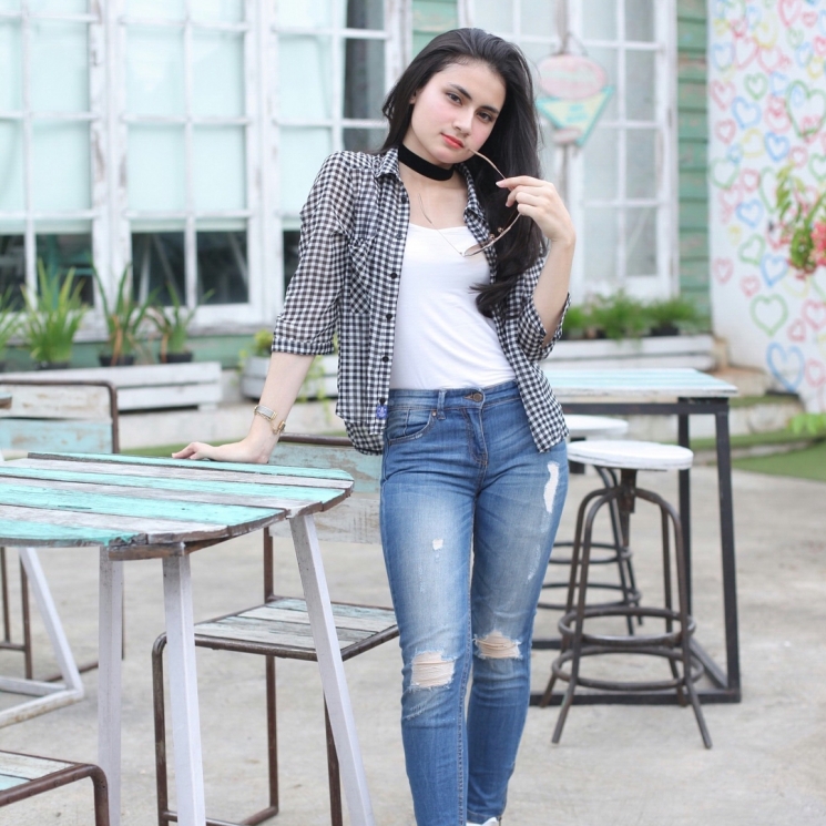 Instagram @raisyabawazier