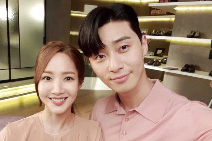 Park Min Young dan Park Seo Joon from Soompi