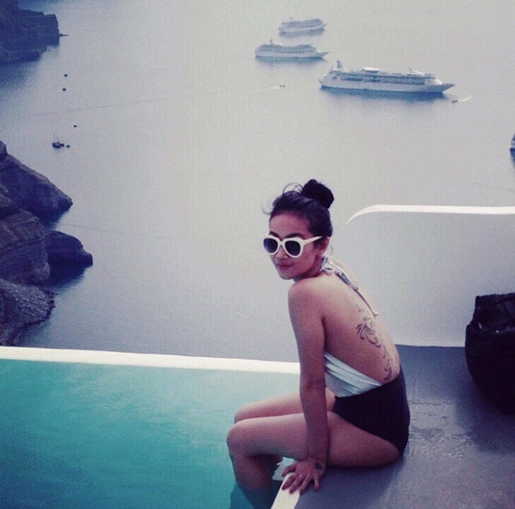 Seleb cantik dengan tato di punggungnya/ Instagram @allaboutfelisha