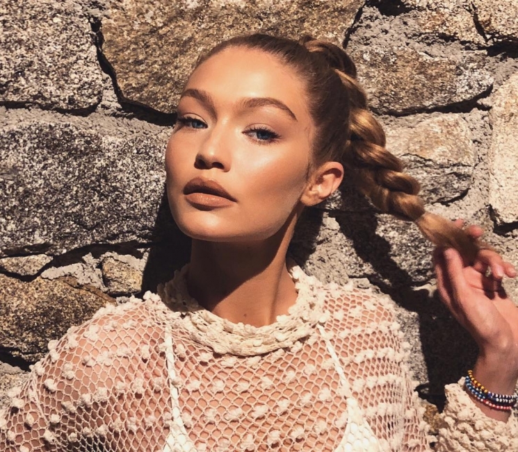 Seleb Hollywood dengan tarif endorse termahal/ Instagram @gigihadid