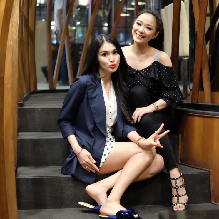 Sandra Dewi dan Yuanita Christiani.(Instagram/@yuanitachrist)