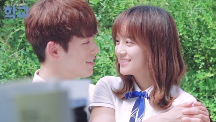 Sejeong Gugudan dan Kim Jung Hyun (soompi)