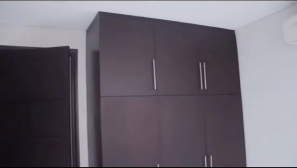 Denada jual apartemen untuk biaya pengobatan anak. (Instagram/@denadaindonesia)