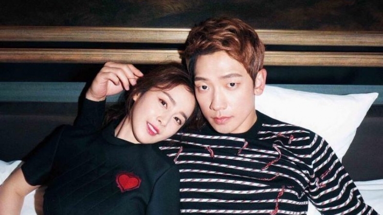 Kim Tae Hee dan Rain di Hong Kong (soompi)