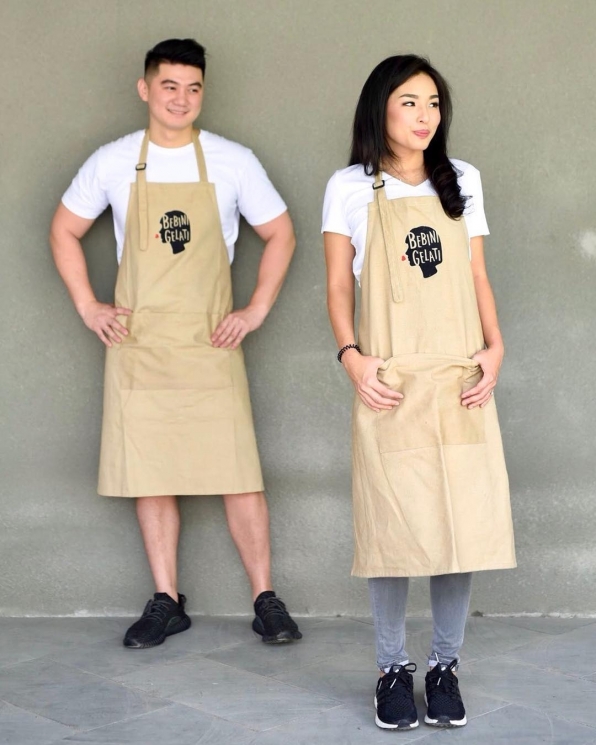 Kemesraan Chef Arnold dan Tiffany Soetanto. (Instagram/@arnoldpo)