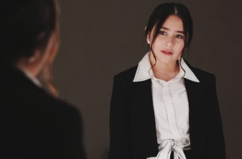 Fokus Kuliah, Yuk Intip Kehidupan Kampus Prilly Latuconsina