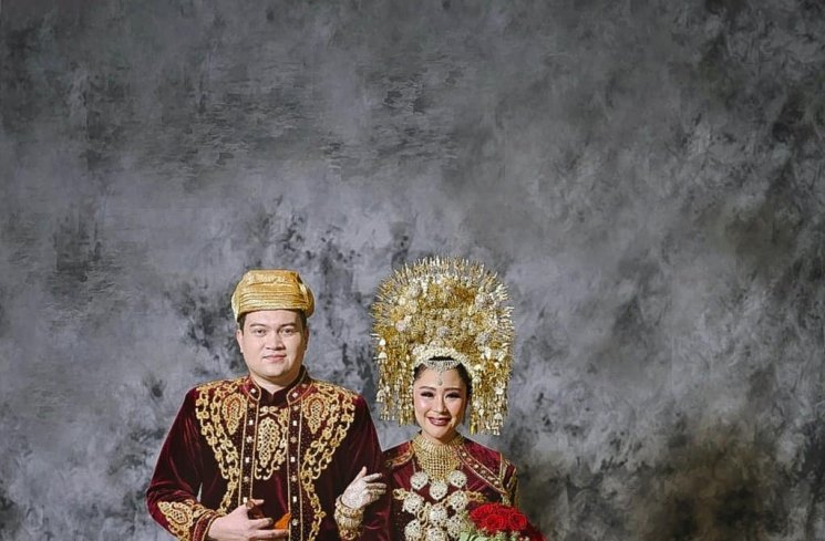 Chikita Meidy dan Indra Adhitya. (Instagram/@chikitameidy)