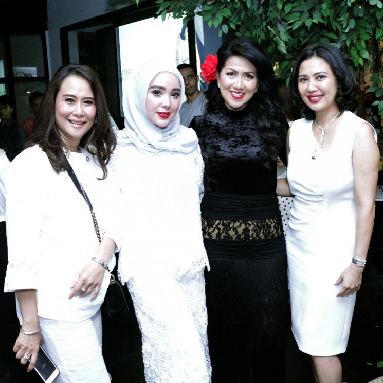 Kemeriahan perayaan ulang tahun Venna Melinda ke-46 tahun. (Instagram/@vennamelindareal)