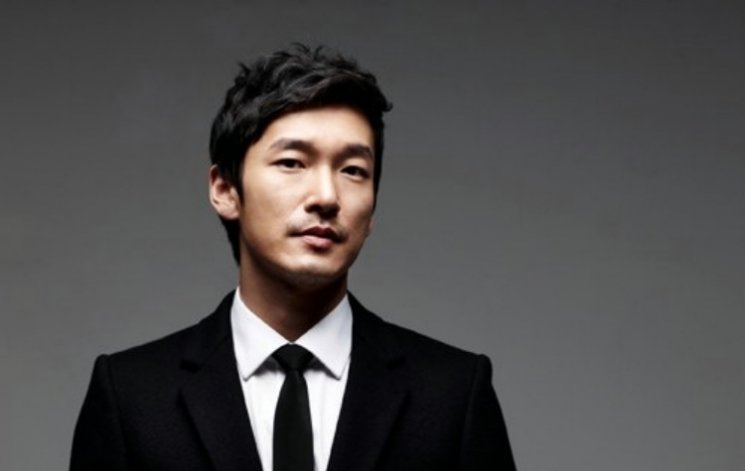 Jo Seung Woo (soompi)