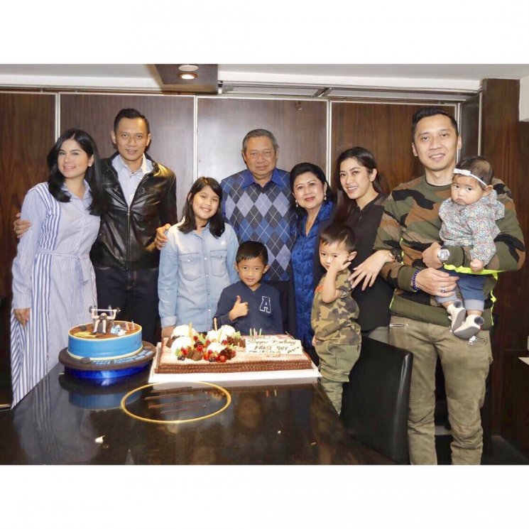 Perayaan ulang tahun Agus Yudhoyono. (Instagram/@aniyudhoyono)
