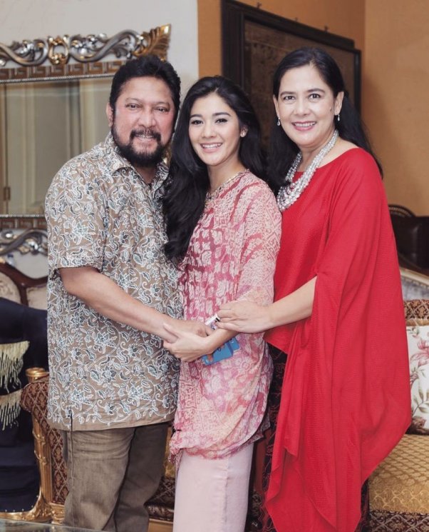 Jamal Mirdad, Naysila Mirdad dan Lydia Kandau. (Instagram/@naymirdad)