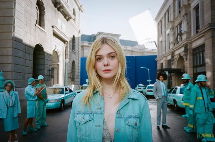 Seleb Hollywood yang ternyata masih berusia di bawah 21 tahun. (Instagram/@ellefanning)