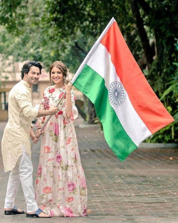 Anushka Sharma dan Varun Dhawan (Instagram/@anushkasharma)
